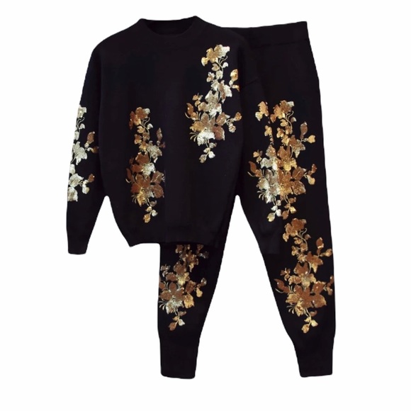 The Kinrey Hand Beaded Knit Sweater Set - Picture 2 of 13